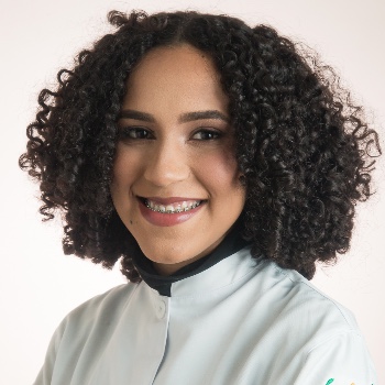 Dra. Juliana Queiroz Estética